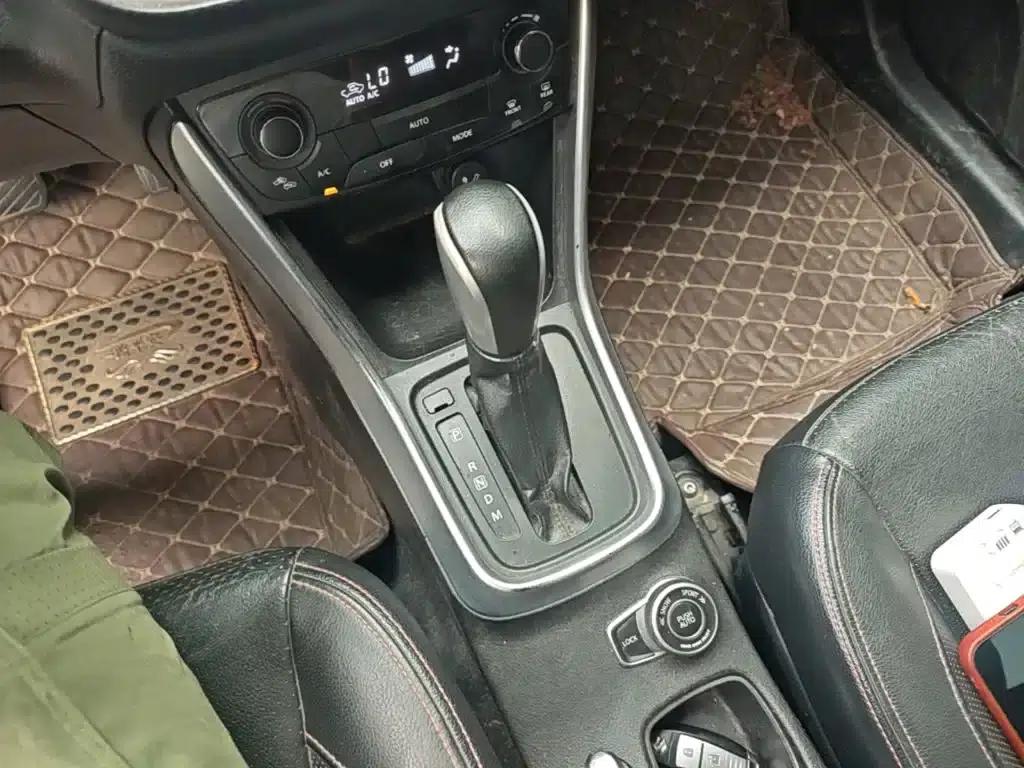 2015 Vitara 1.6L CVT 4WD Elite — миниатюра 14