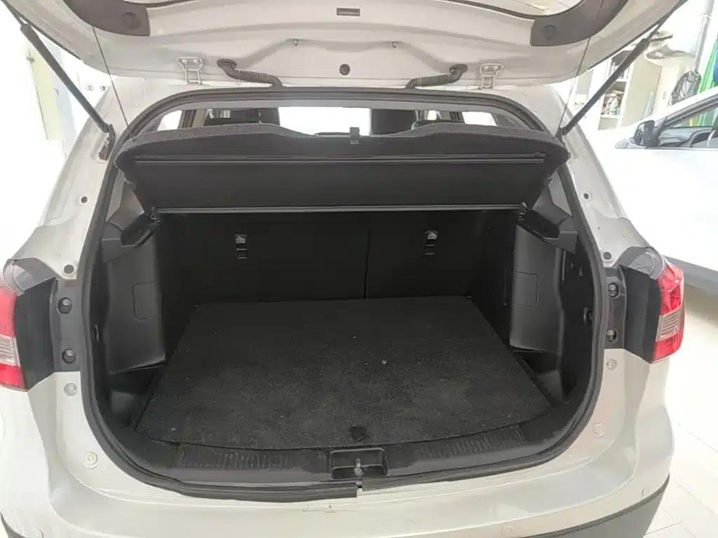 Xiaotu 2017 1.6L CVT 2WD Urban Progressive Edition — миниатюра 19