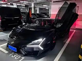 Revuelto 2023 6.5L PHEV Standard Edition — миниатюра 1