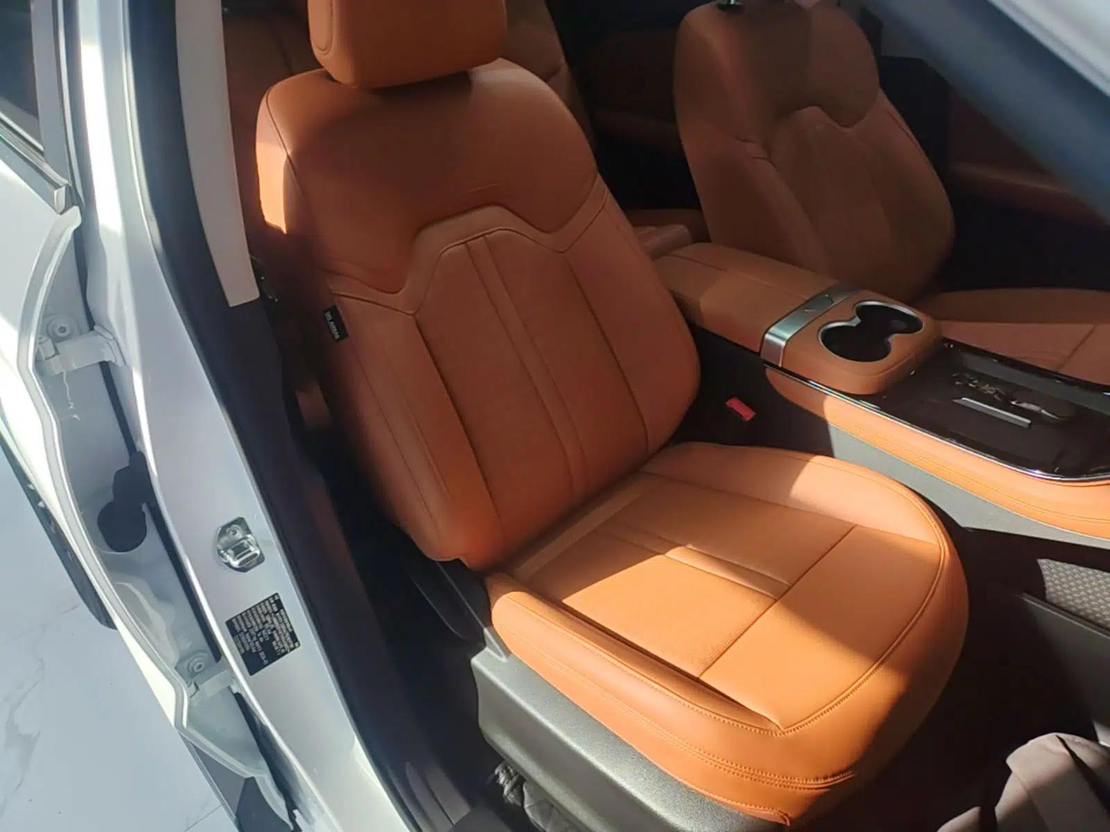 JETOUR Shanhai L7 2026 Model 1.5T 130km Luxury 7-seater — миниатюра 19