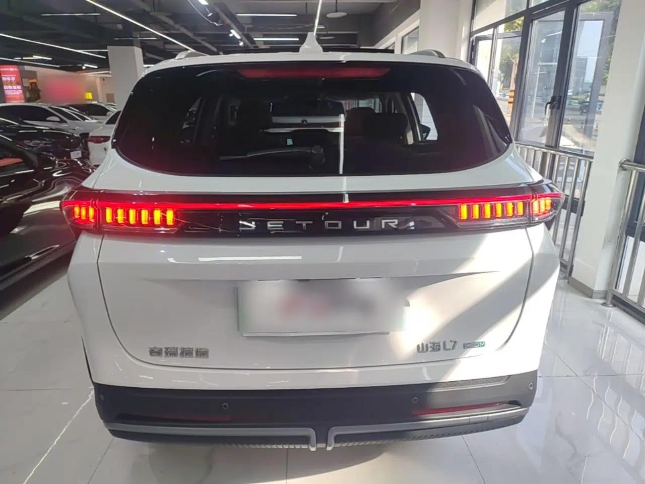 JETOUR Shanhai L7 2026 Model 1.5T 130km Luxury 7-seater — миниатюра 5