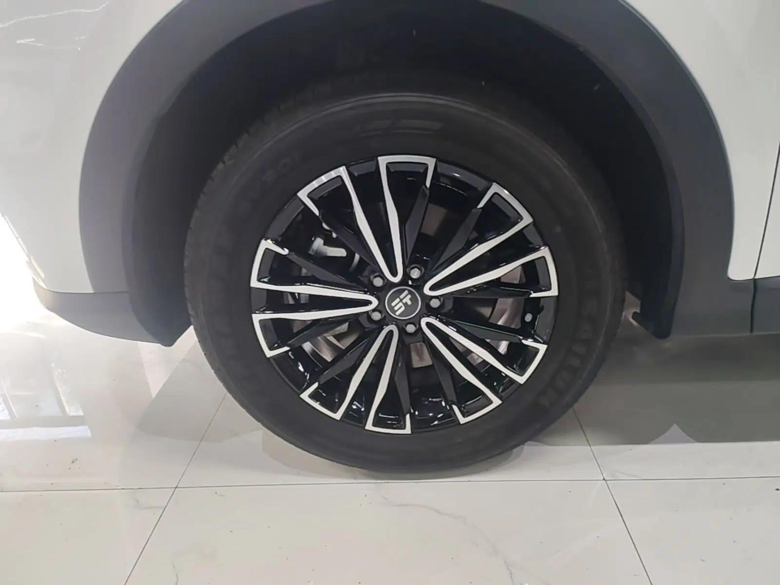JETOUR Shanhai L7 2026 Model 1.5T 130km Luxury 7-seater — миниатюра 10
