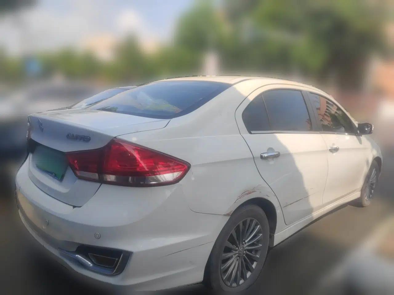 Suzuki Alivio 2015 1.6L Automatic Enjoyment Model — миниатюра 6