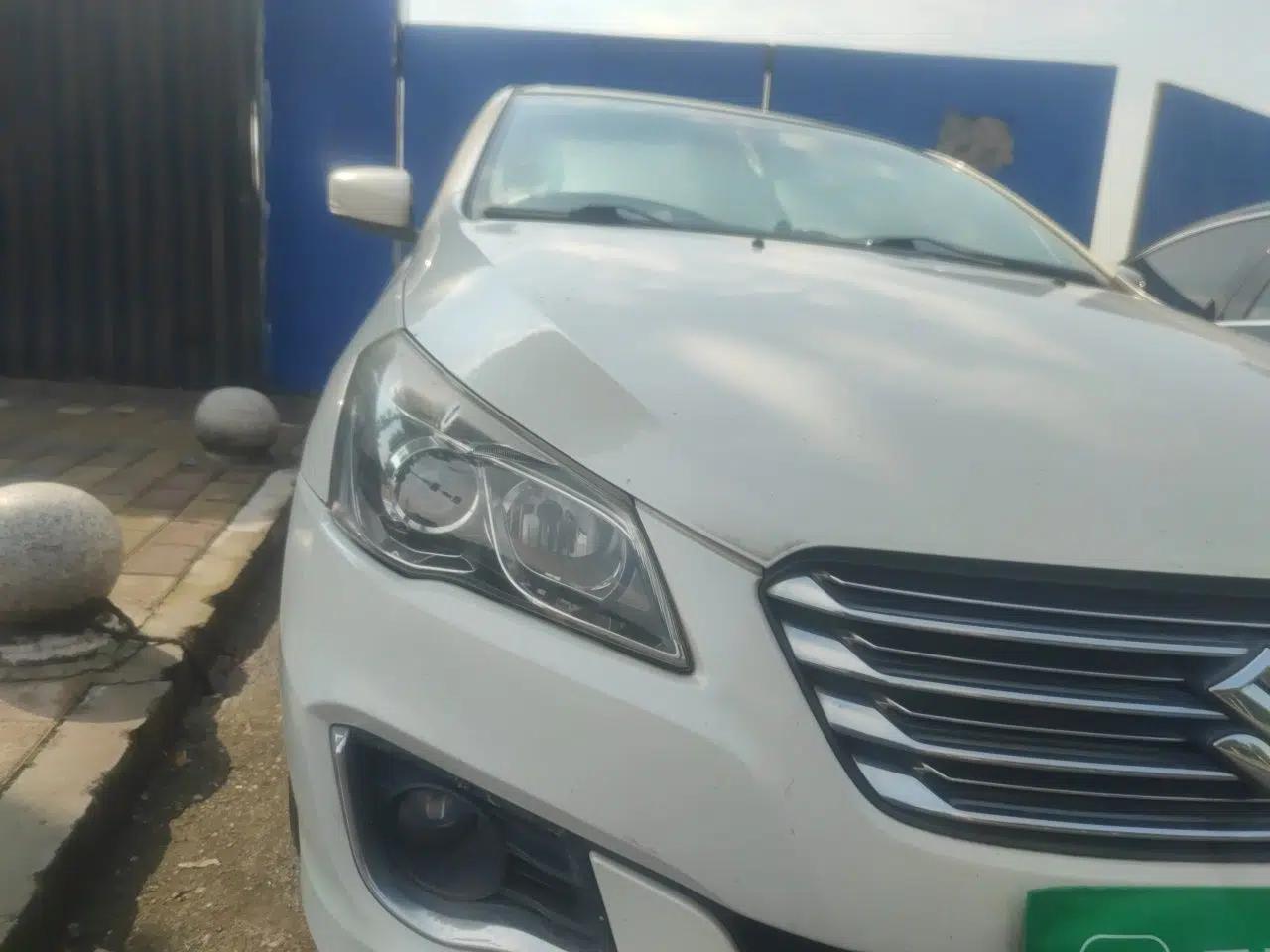 Suzuki Alivio 2015 1.6L Automatic Enjoyment Model — миниатюра 7