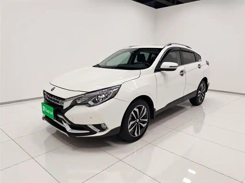 Venucia T90 2017 2.0L CVT Smart Edition — миниатюра 1