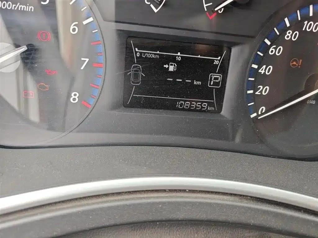 Venucia T90 2017 2.0L CVT Smart Edition — миниатюра 13