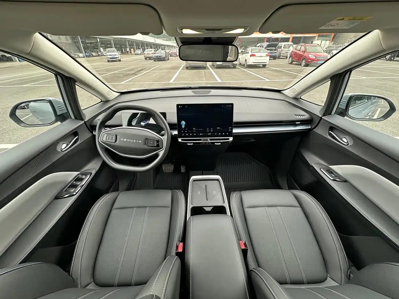 Venucia VX6 2024 520 Executive Edition — миниатюра 3