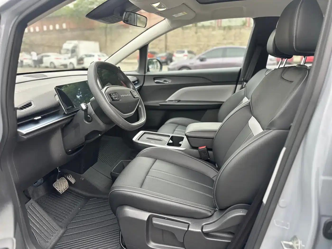 Venucia VX6 2024 520 Executive Edition — миниатюра 5