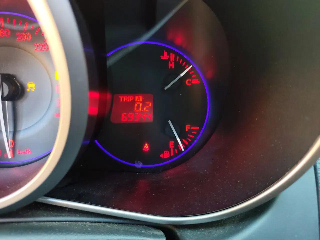 Mazda CX-7 2011 2.5L Luxury Edition — миниатюра 12