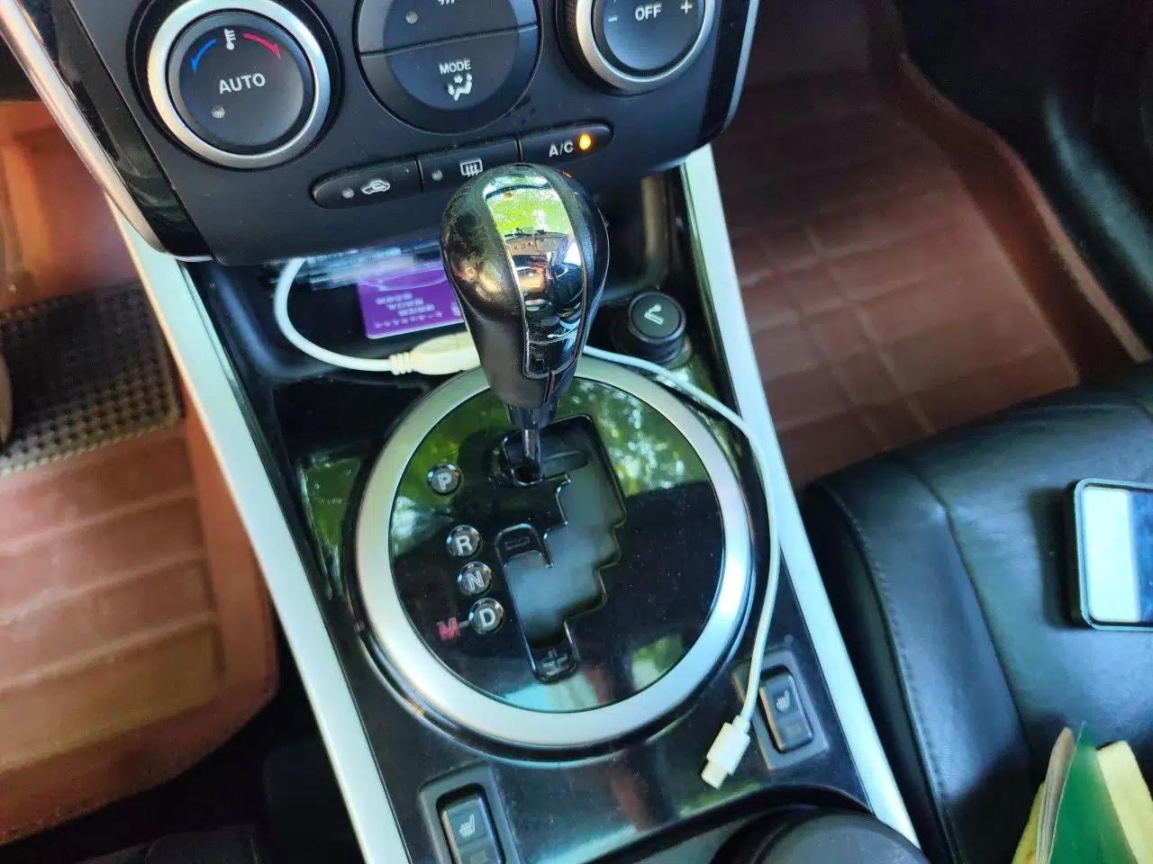 Mazda CX-7 2011 2.5L Luxury Edition — миниатюра 14