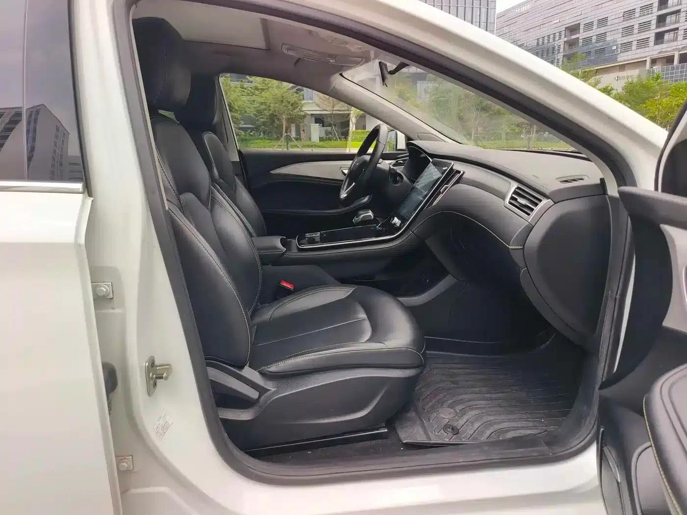 Roewe i6 MAX New Energy 2022 EV 500 Panoramic Sunroof Premium Edition — миниатюра 13