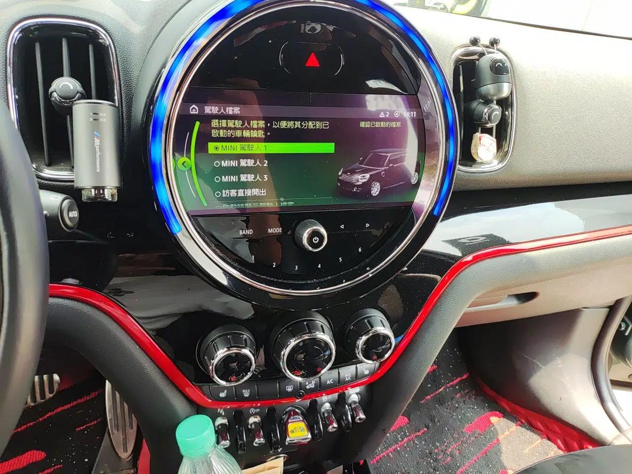 MINI JCM COUNTRYMAN 2021 2.0T JOHN COOPER WORKS ALL-IN — миниатюра 13