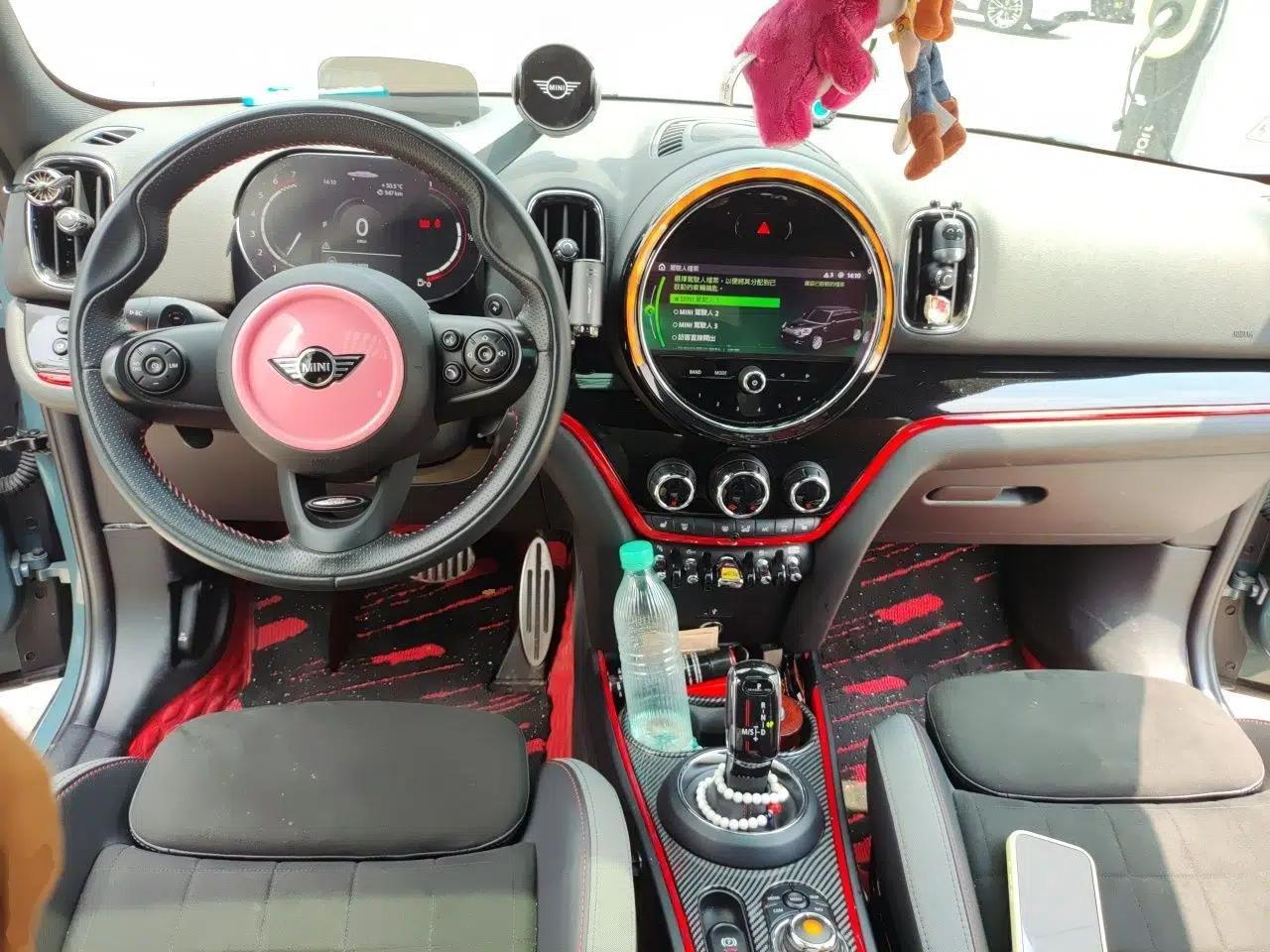 MINI JCM COUNTRYMAN 2021 2.0T JOHN COOPER WORKS ALL-IN — миниатюра 9