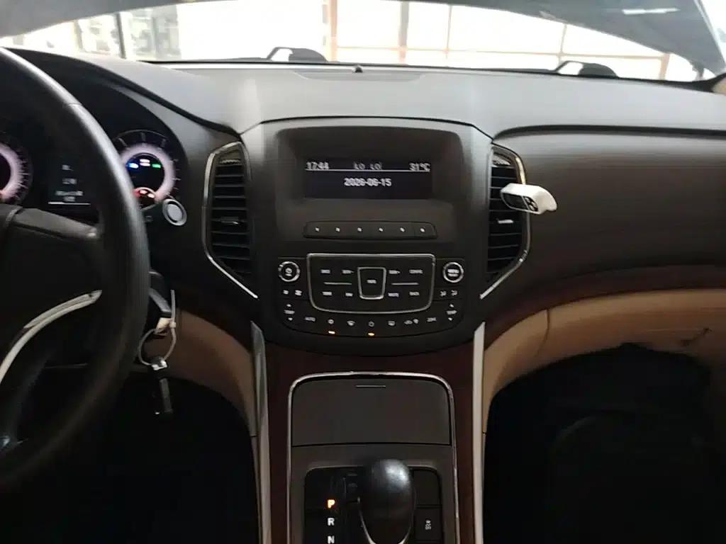 Roewe 950 2015 1.8T Elite Edition — миниатюра 13