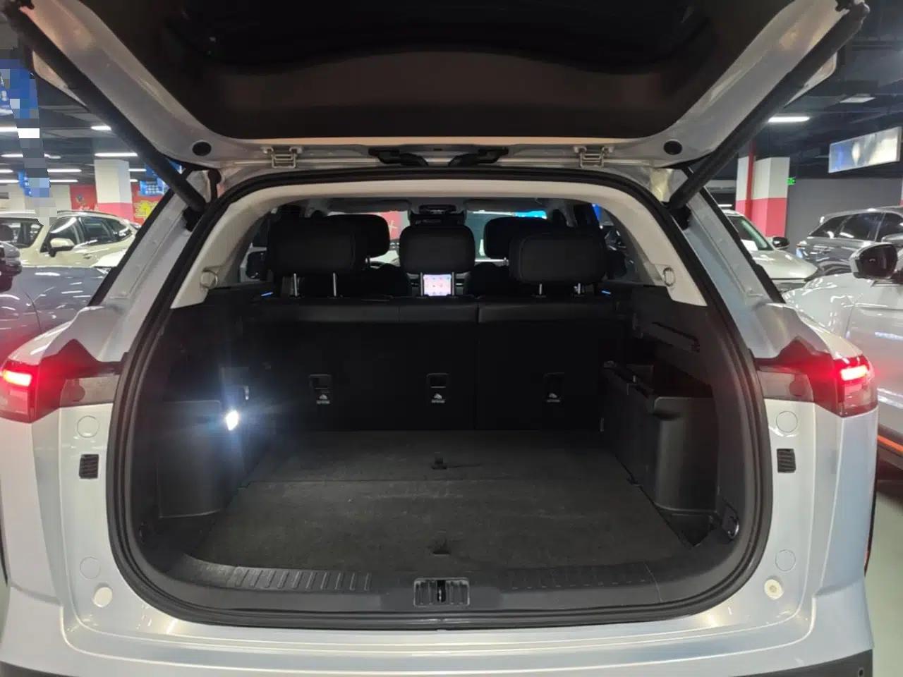 Chery Explore 06 2023 Urban Edition 1.6T Two-Wheel Drive Luxury — миниатюра 22
