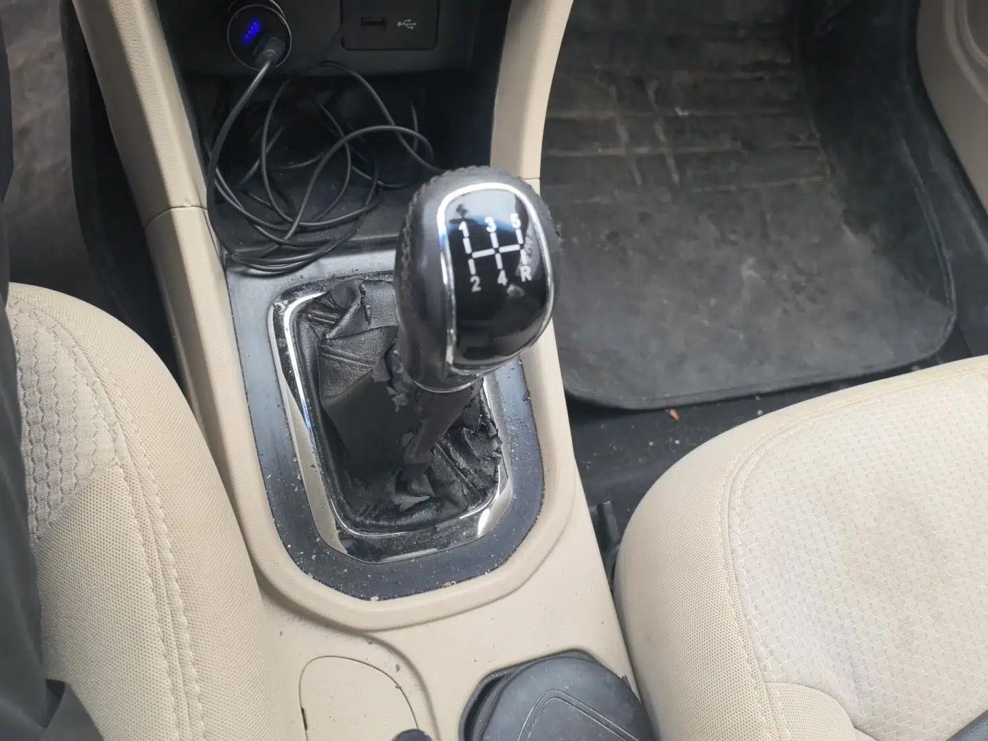 Chery Arrizo 3 2015 1.5L Manual - Powerful Version — миниатюра 14