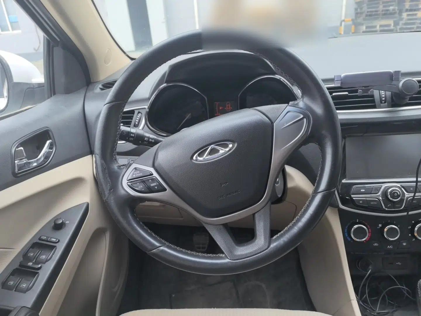 Chery Arrizo 3 2015 1.5L Manual - Powerful Version — миниатюра 10