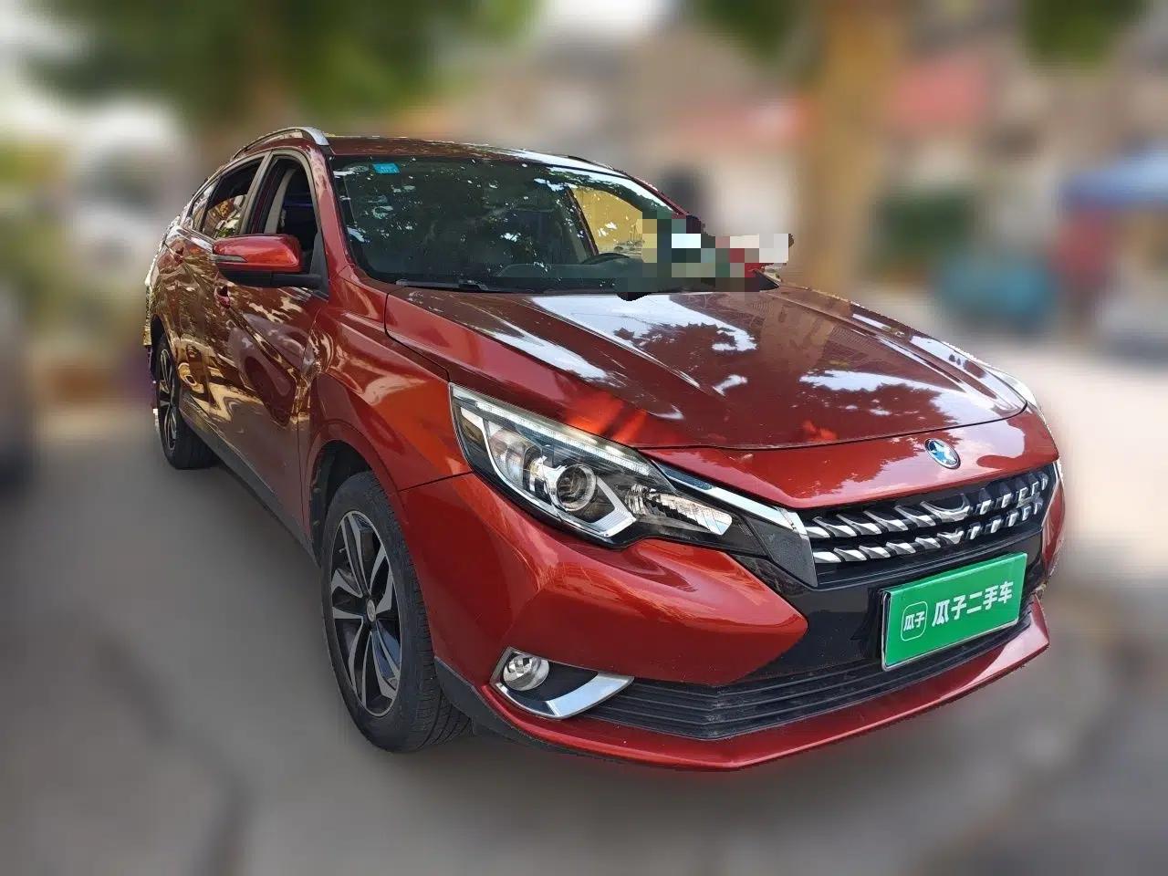 Venucia T90 2017 2.0L CVT Smart Edition — миниатюра 3