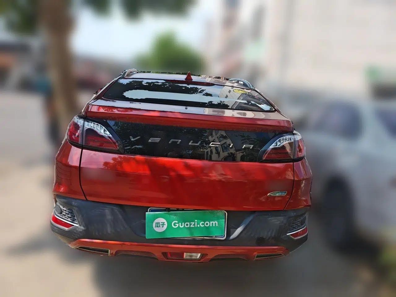 Venucia T90 2017 2.0L CVT Smart Edition — миниатюра 5