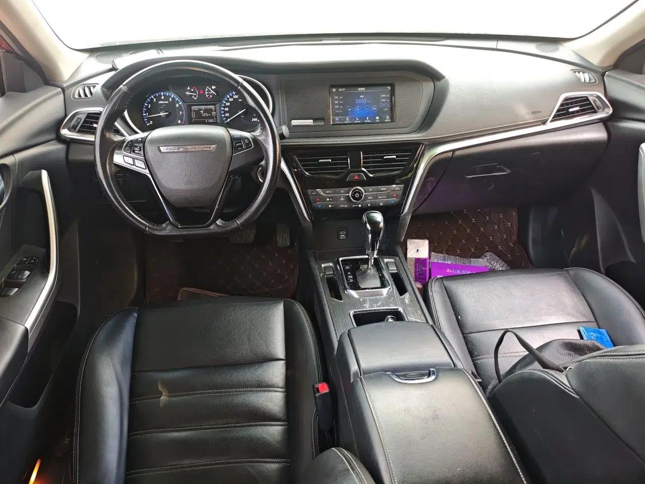 Venucia T90 2017 2.0L CVT Smart Edition — миниатюра 9
