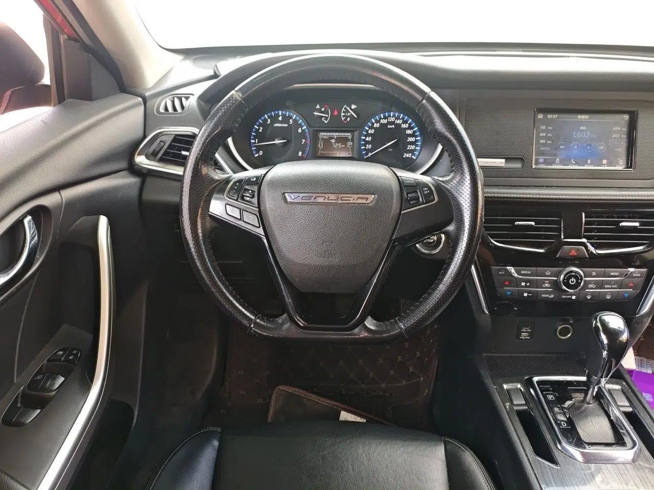Venucia T90 2017 2.0L CVT Smart Edition — миниатюра 10