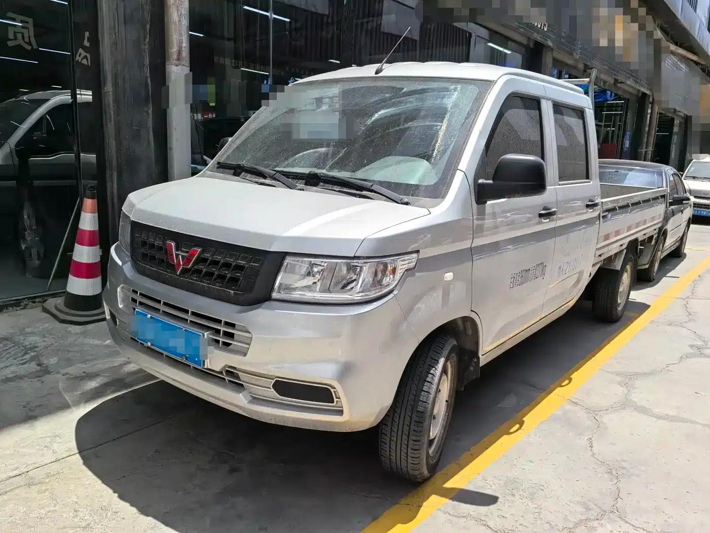 Wuling Rongguang New Card 2019 Model 1.8L Double Cab LJ479QE2 — миниатюра 1