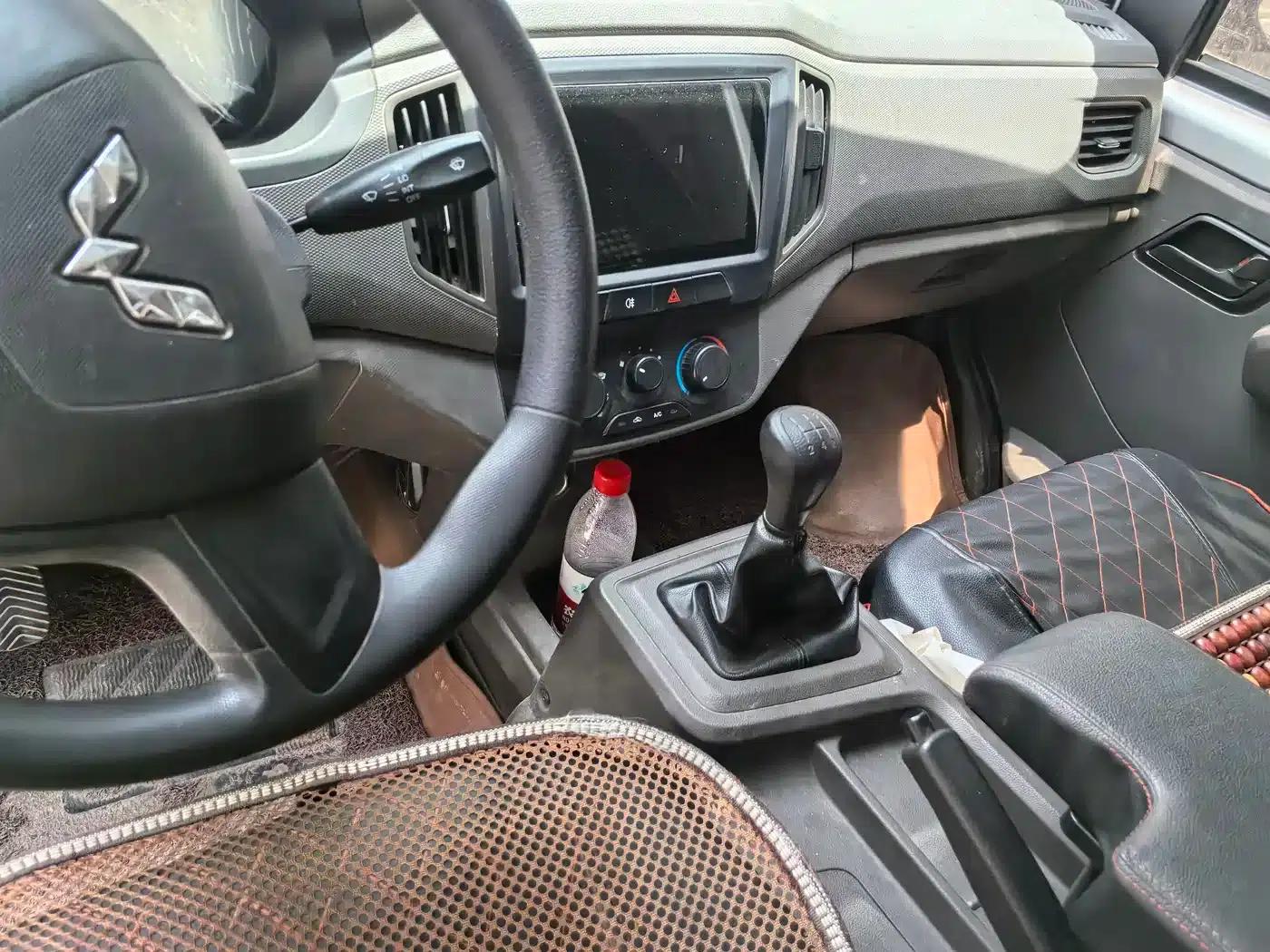 Wuling Rongguang New Card 2019 Model 1.8L Double Cab LJ479QE2 — миниатюра 8