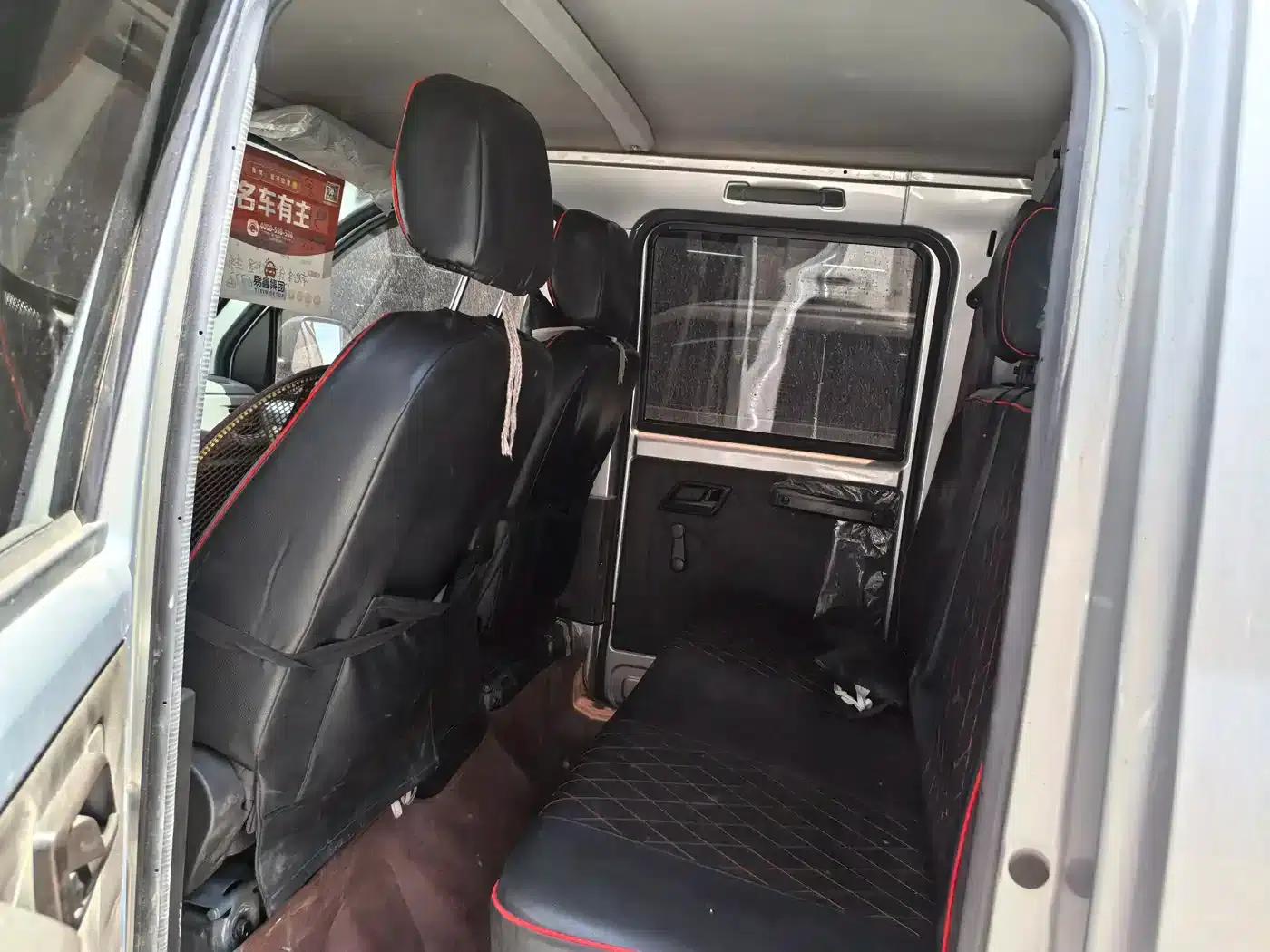 Wuling Rongguang New Card 2019 Model 1.8L Double Cab LJ479QE2 — миниатюра 10
