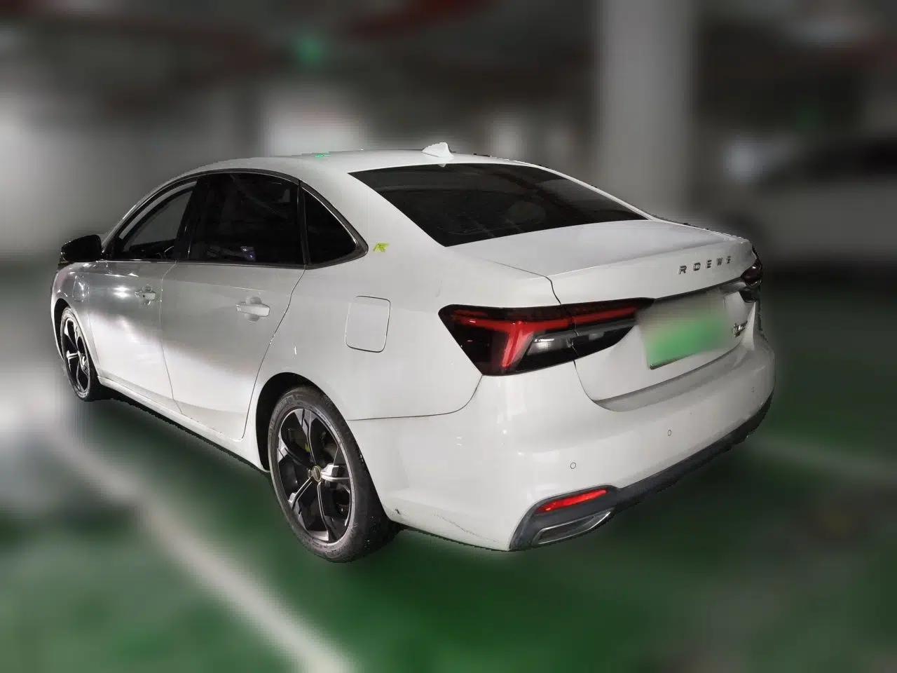 Roewe i6 MAX New Energy 2020 1.5T PHEV Sporty Cool Edition — миниатюра 4