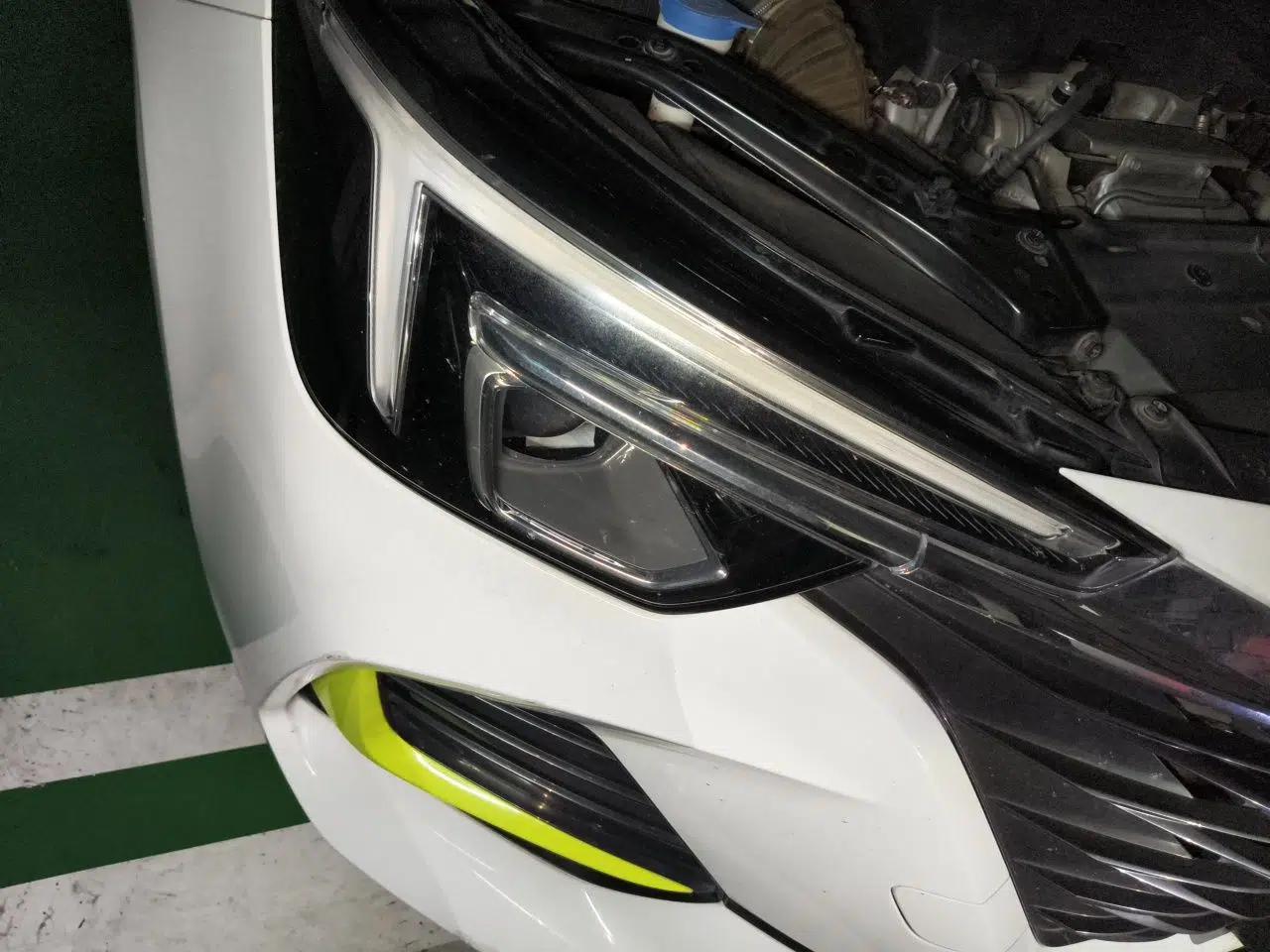 Roewe i6 MAX New Energy 2020 1.5T PHEV Sporty Cool Edition — миниатюра 7