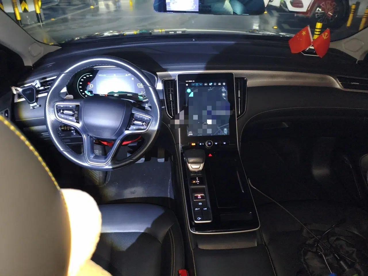 Roewe i6 MAX 2020 300TGI Automatic "Swell Cool Smart Drive" Edition — миниатюра 9