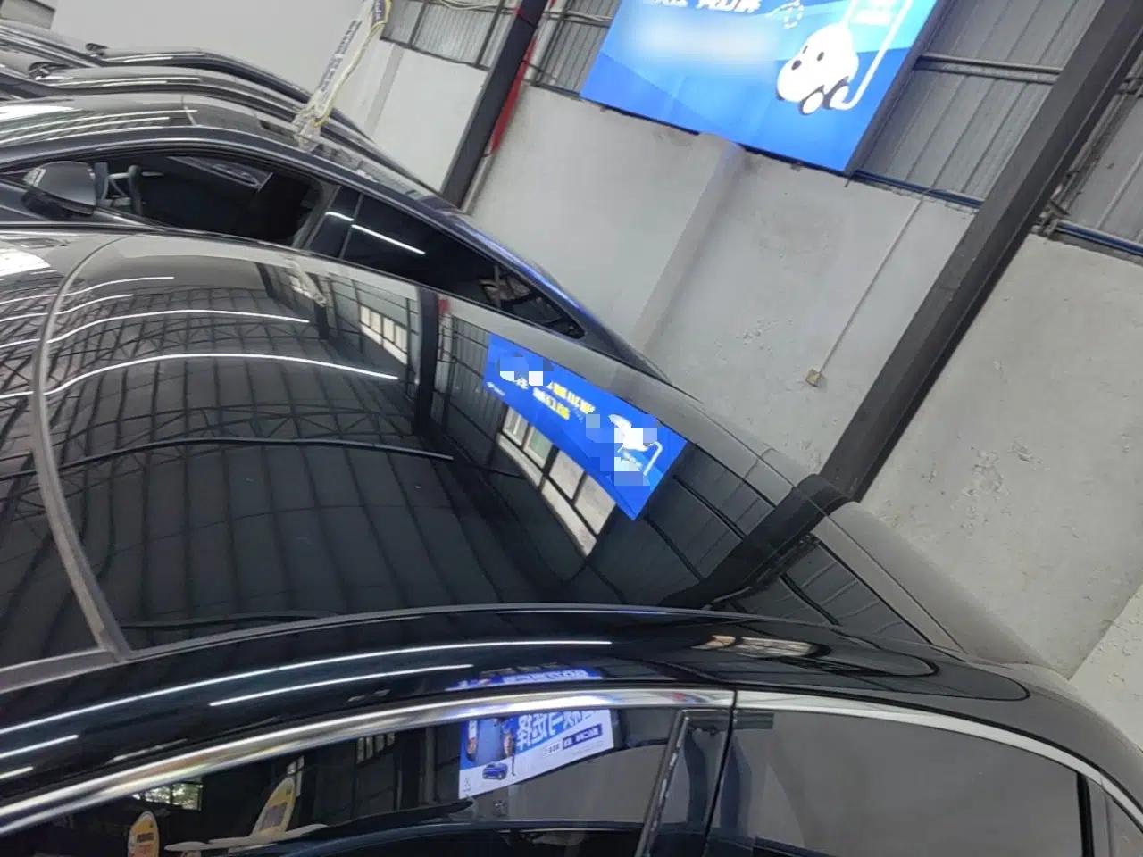 Roewe i6 MAX 2020 300TGI Automatic Cool & Stylish Skyroof Edition — миниатюра 7