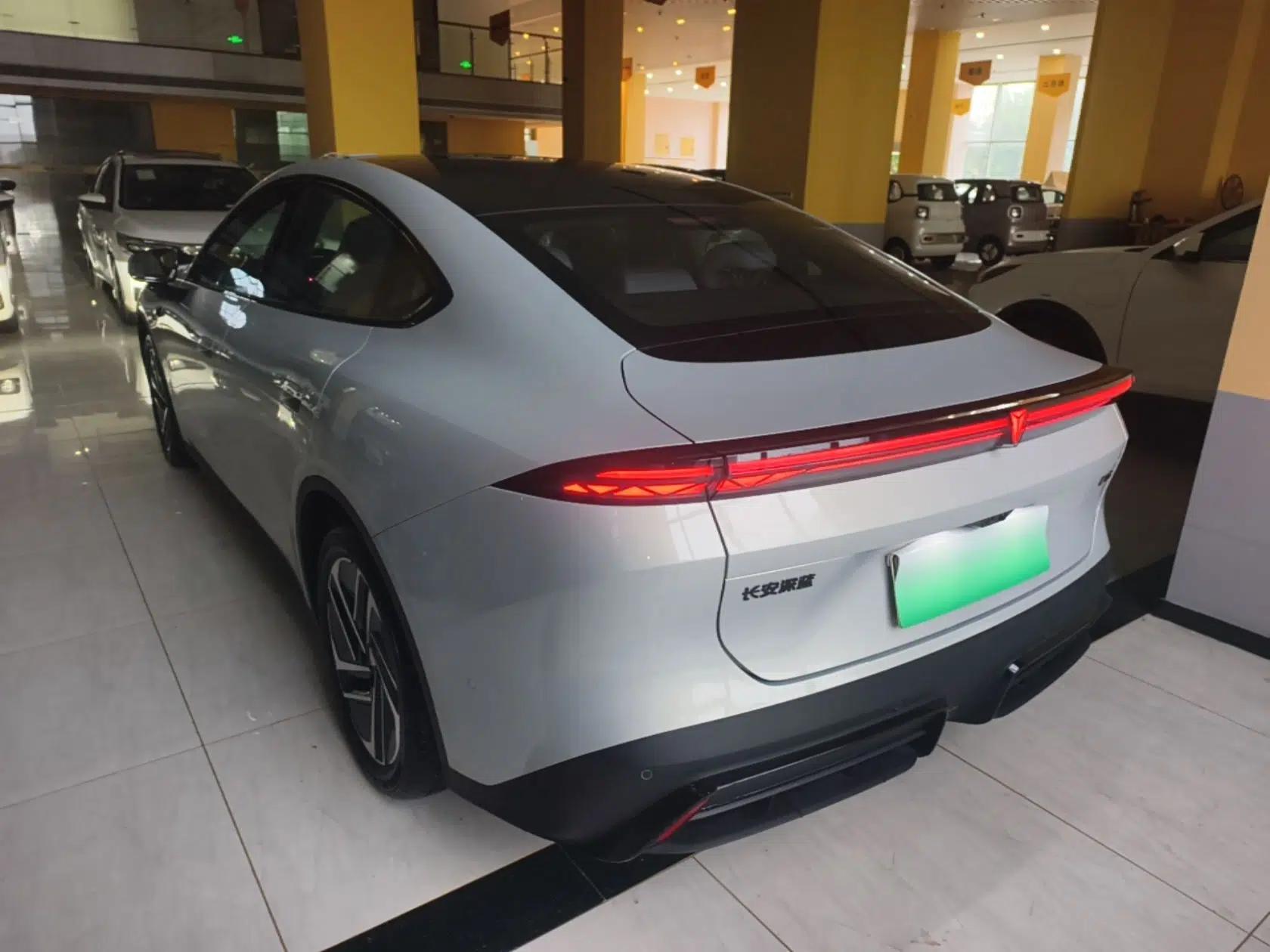 Deepal L06 2026 Model 560Ultra Laser Edition — миниатюра 4