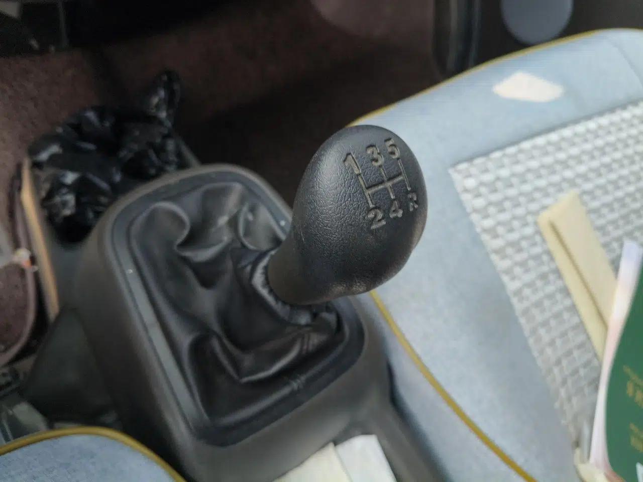 Wuling Rongguang S 2022 1.2L Basic Edition Enclosed-Window Vehicle 2 Seats LSI — миниатюра 14