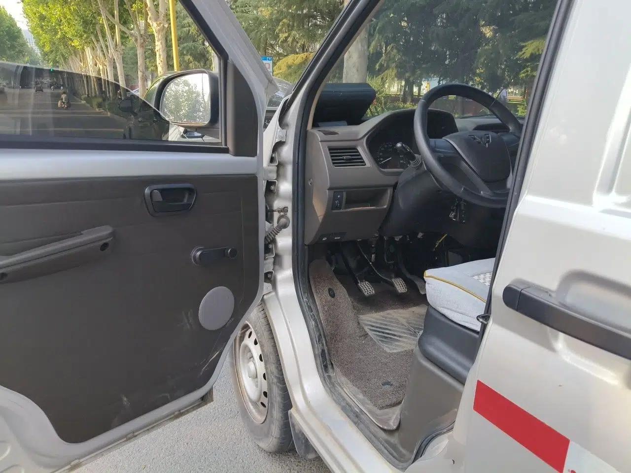 Wuling Rongguang S 2022 1.2L Basic Edition Enclosed-Window Vehicle 2 Seats LSI — миниатюра 16