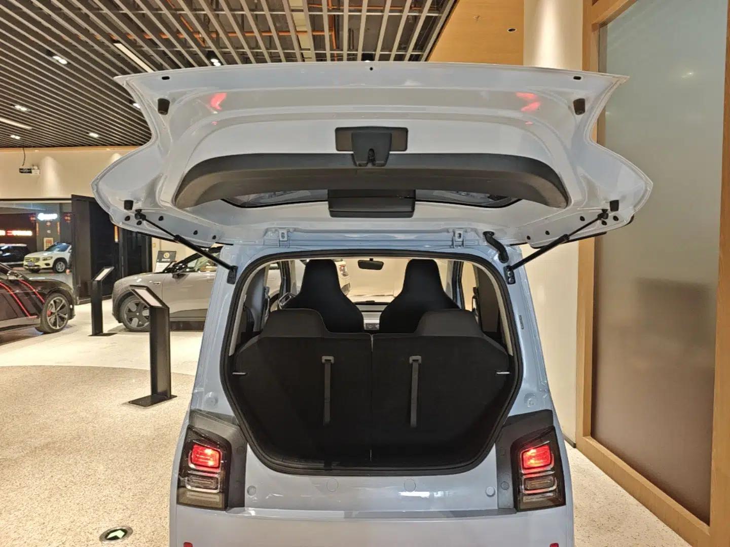 Wuling Air ev 2023 - Four Seats - Standard Edition — миниатюра 22
