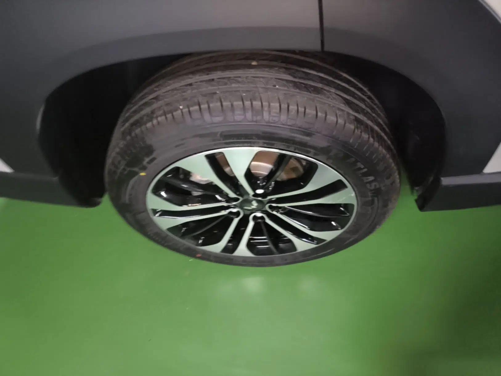 Wuling Xingguang 560 New Energy 2026 Model, Plug-in Hybrid, 125 km, Luxury Version — миниатюра 11