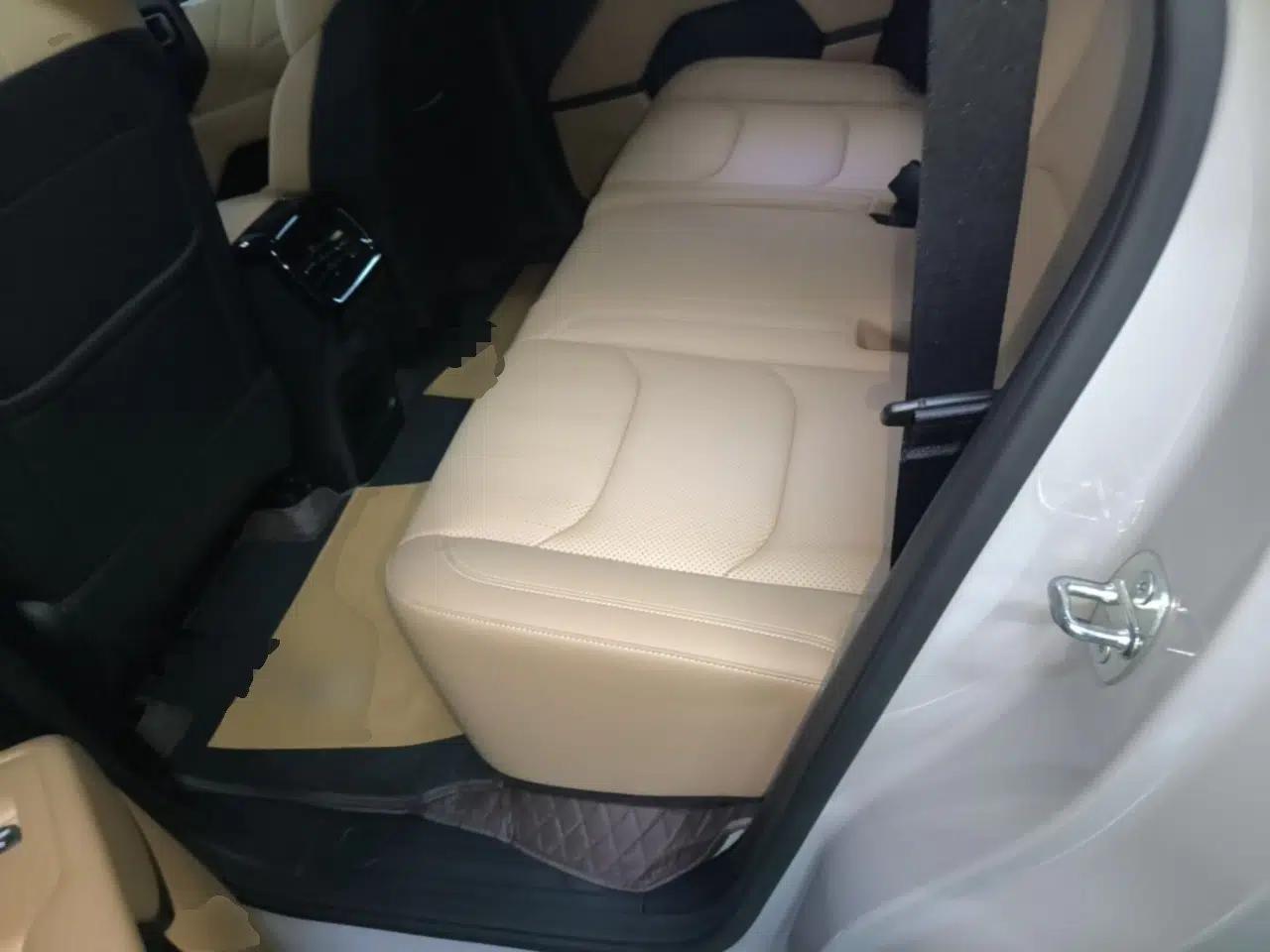 Wuling Xingguang 560 New Energy 2026 Model, Plug-in Hybrid, 125 km, Luxury Version — миниатюра 20
