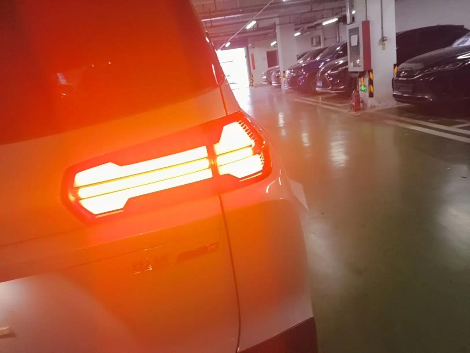 Wuling Xingguang 560 New Energy 2026 Model, Plug-in Hybrid, 125 km, Luxury Version — миниатюра 9
