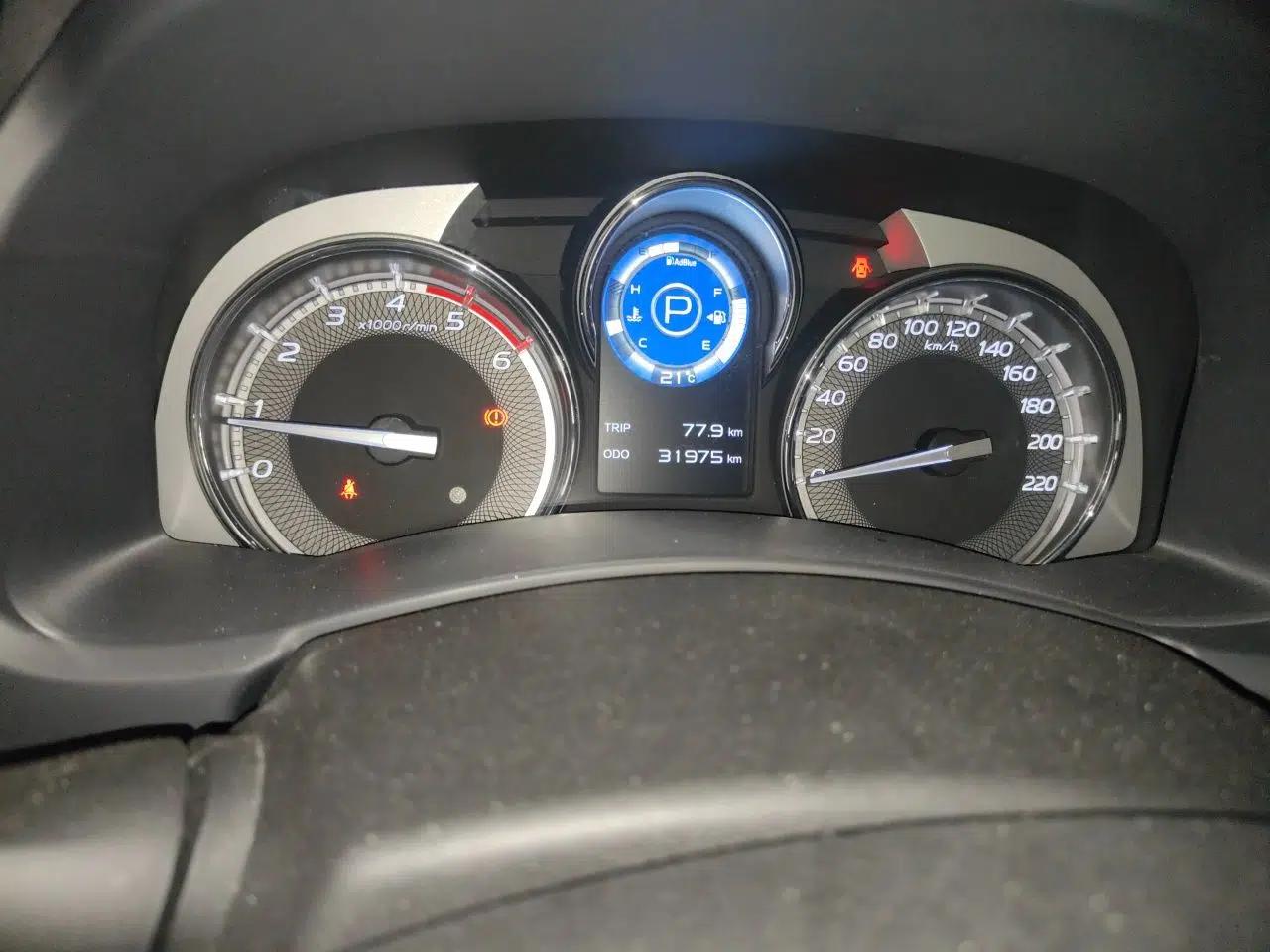 Isuzu mu-X 2020 1.9T Diesel Automatic 2WD Jingyue Edition 7 Seats China VI Standard — миниатюра 12
