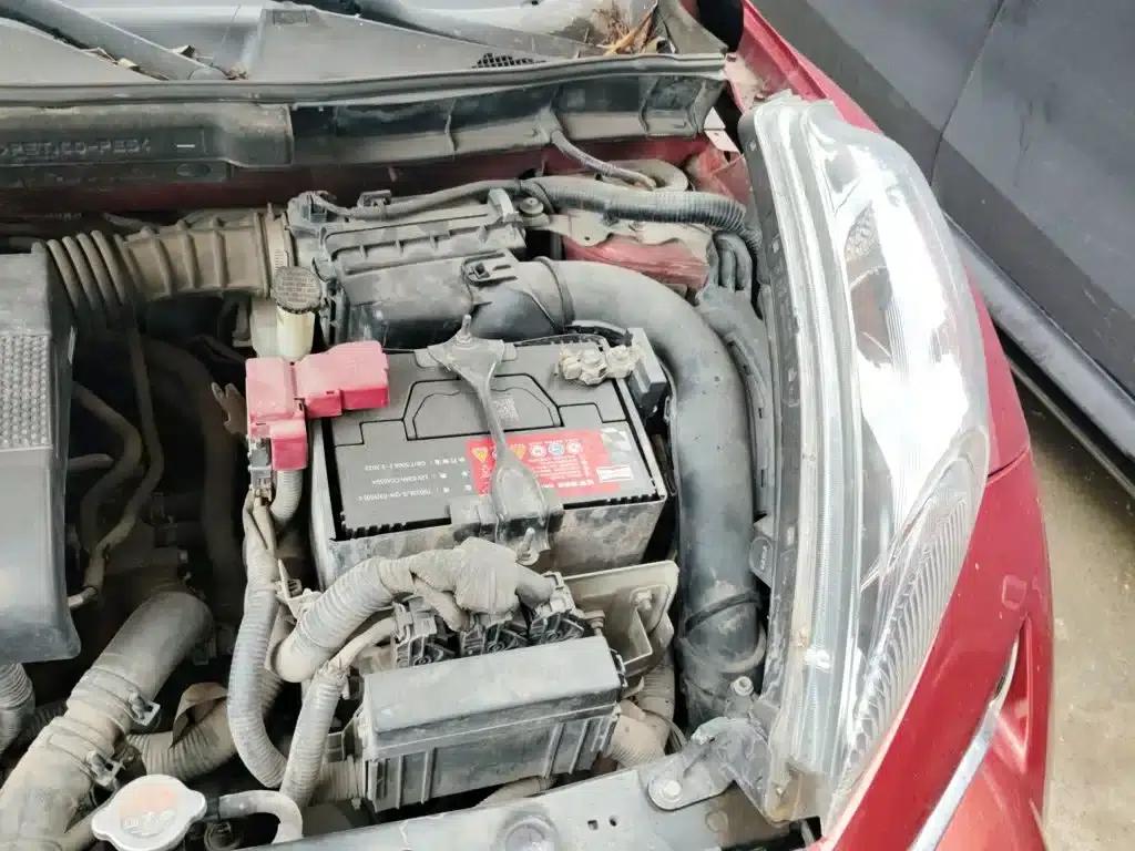 Infiniti ESQ 2014 1.6L Sporty Edition — миниатюра 22