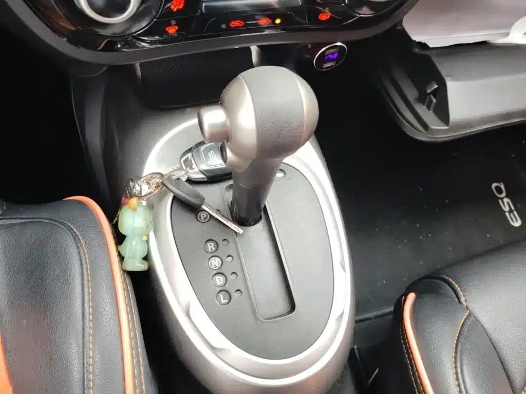 Infiniti ESQ 2014 1.6L Sporty Edition — миниатюра 7