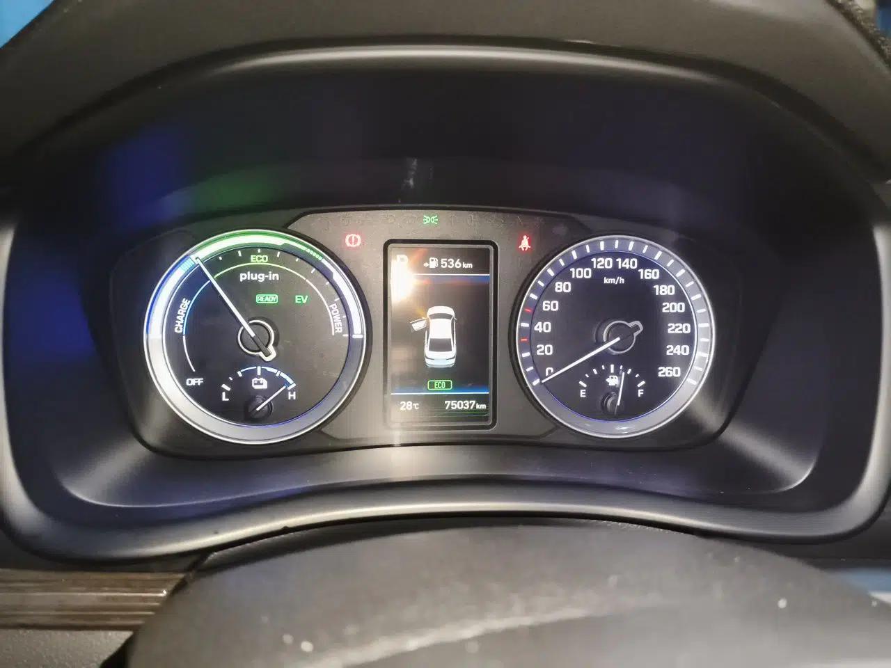 Hyundai Sonata Plug-in Hybrid 2018 2.0 PHS Smart Connect Version China V Standard — миниатюра 11