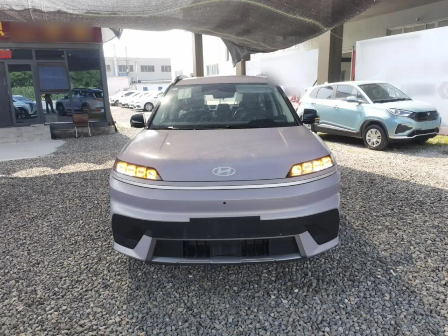 Hyundai ELEXIO 2025 Model Two-Wheel-Drive SMART Edition 64.2kWh — миниатюра 2