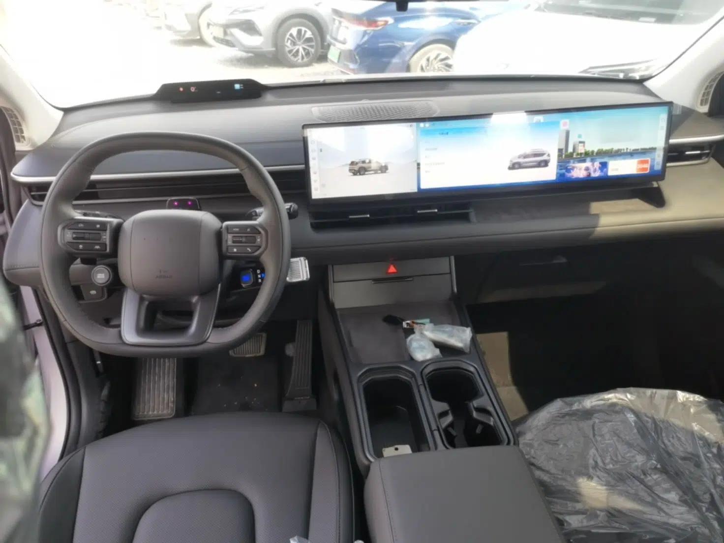 Hyundai ELEXIO 2025 Model Two-Wheel-Drive SMART Edition 64.2kWh — миниатюра 12