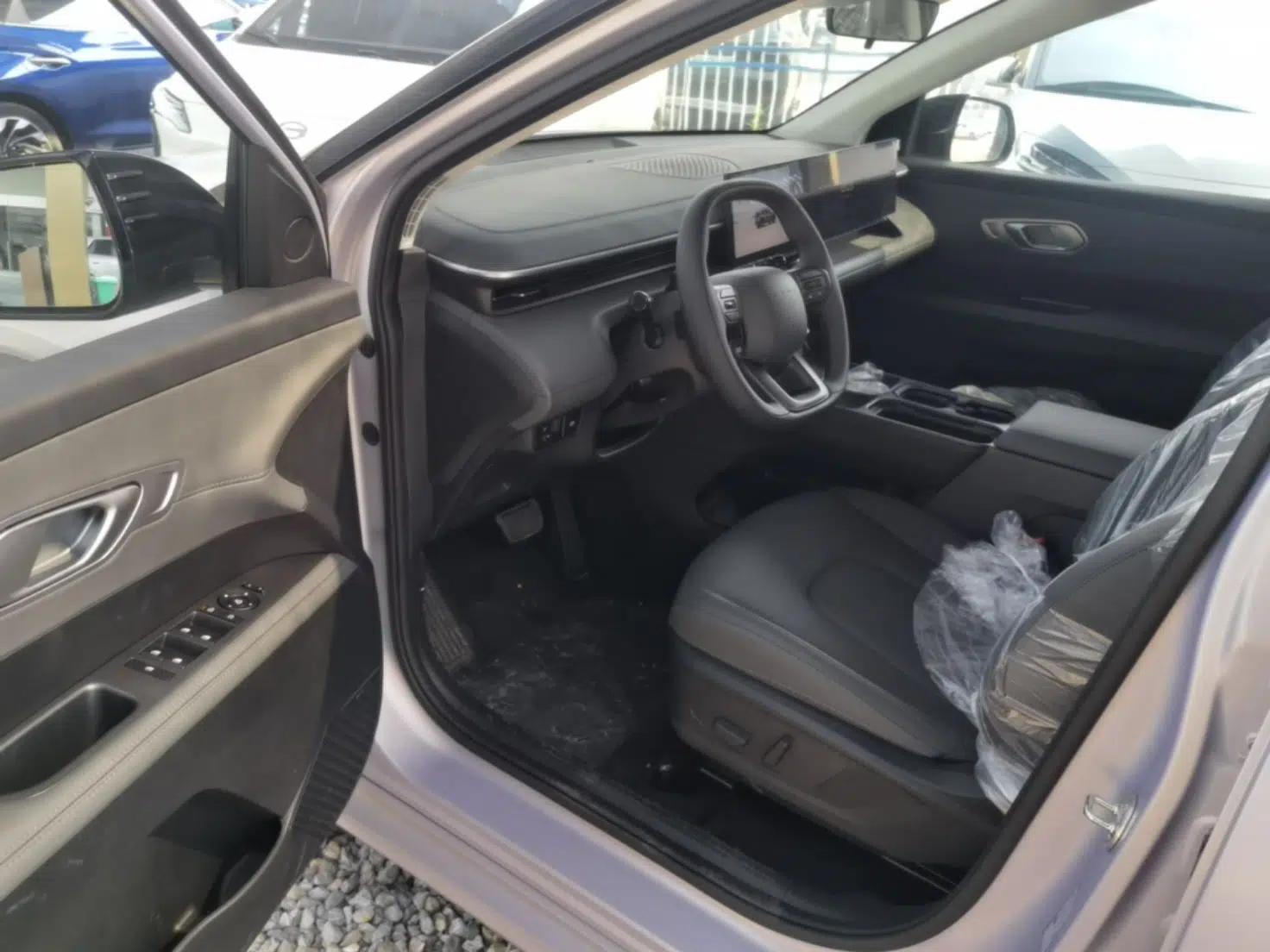 Hyundai ELEXIO 2025 Model Two-Wheel-Drive SMART Edition 64.2kWh — миниатюра 18