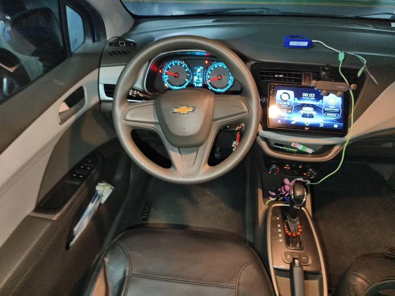 Chevrolet Lova RV 2016 1.5L Automatic Comfort Edition — миниатюра 10