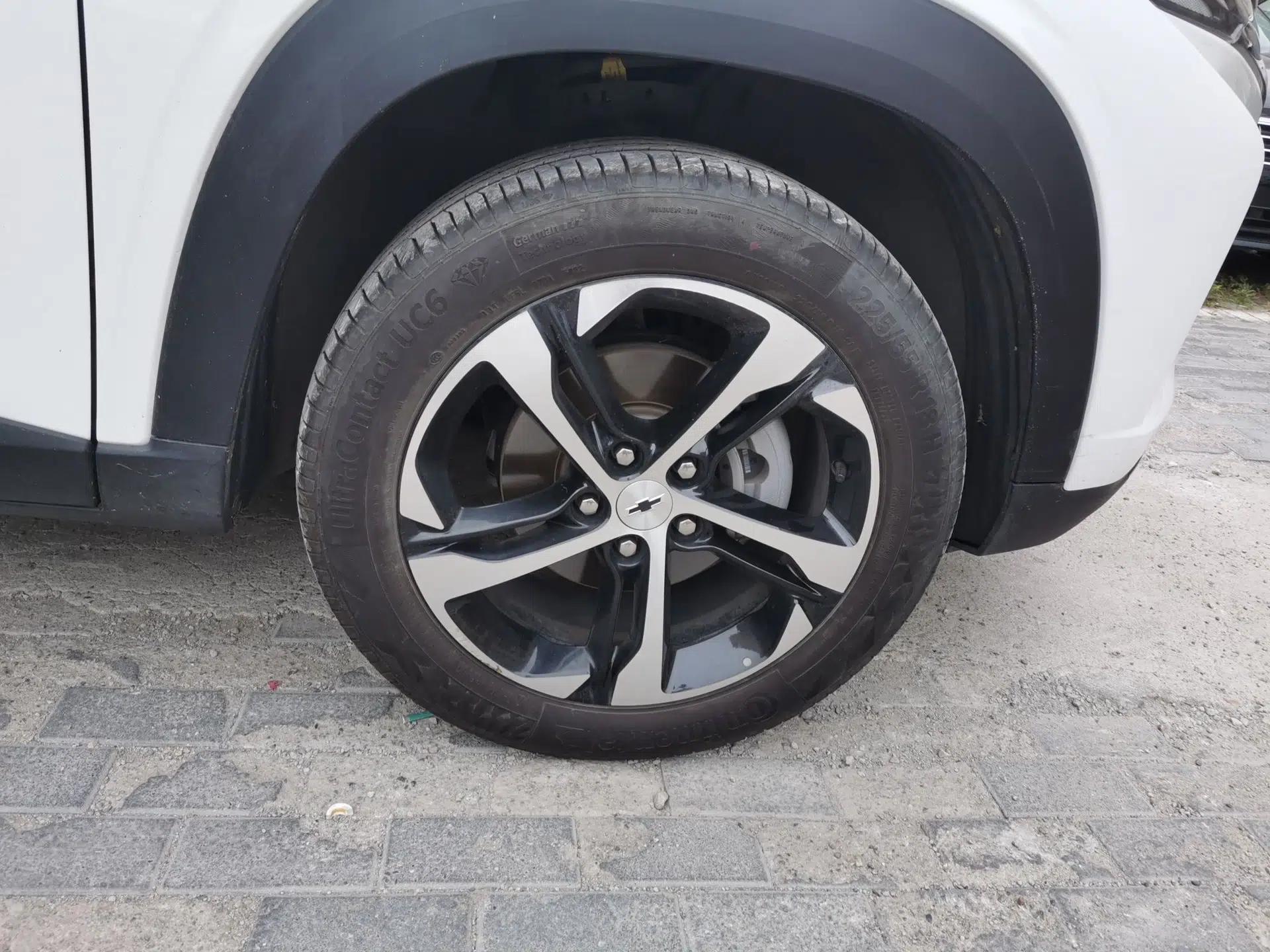 Chevrolet Seeker 2022 1.5T CVT RS Honeycomb Edition — миниатюра 8