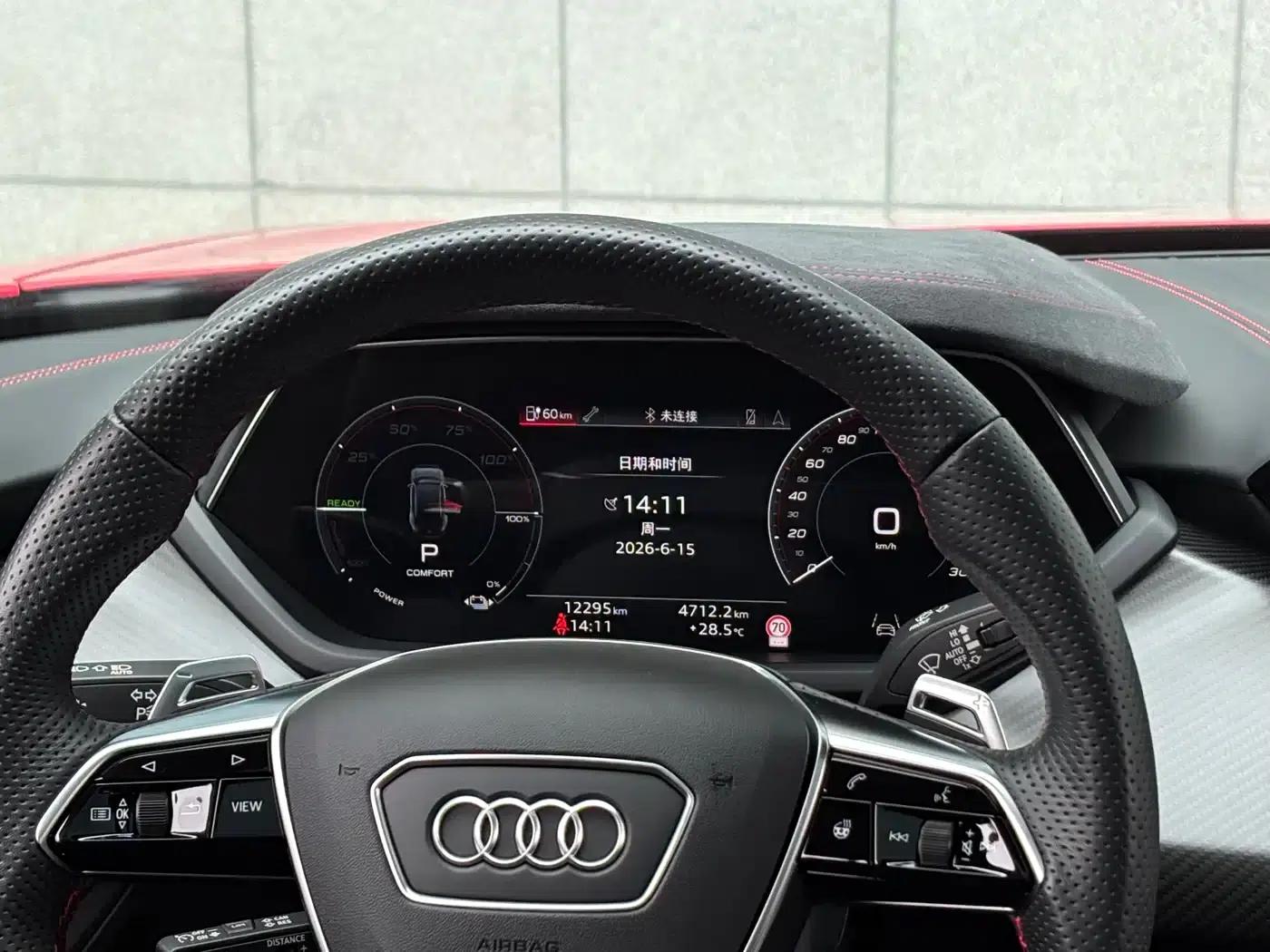 Audi RS e-tron GT 2023 Base Model — миниатюра 17