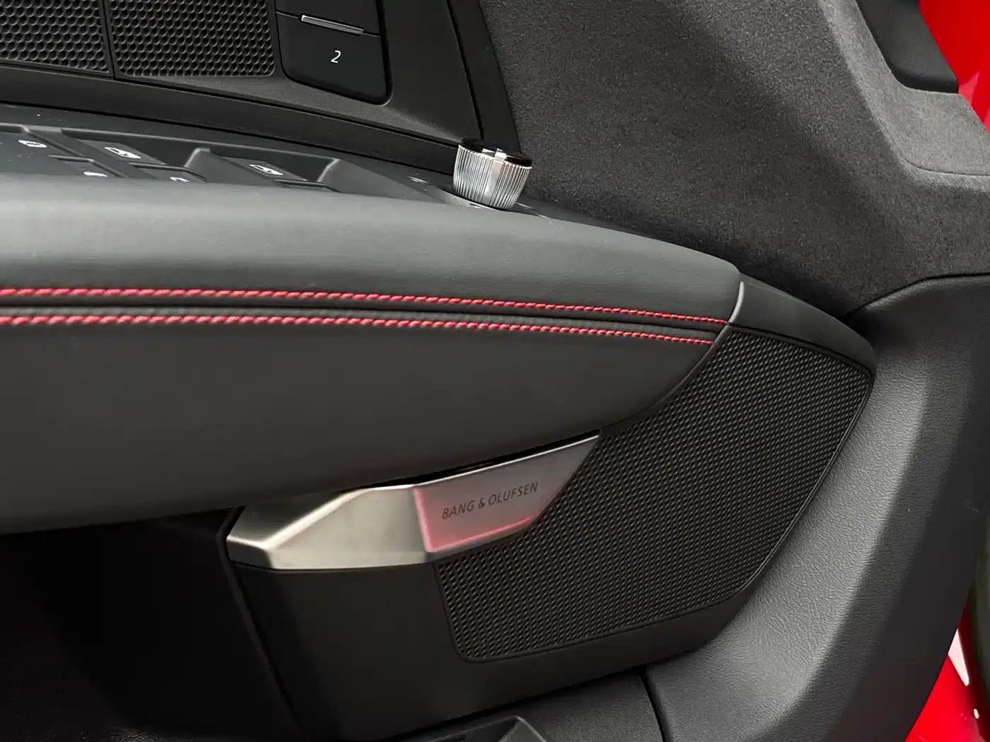 Audi RS e-tron GT 2023 Base Model — миниатюра 18